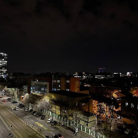 Studio Cozy Piata Victoriei Apartment บูคาเรสต์ ภายนอก รูปภาพ