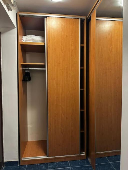 Studio Cozy Piata Victoriei Apartment บูคาเรสต์ ภายนอก รูปภาพ